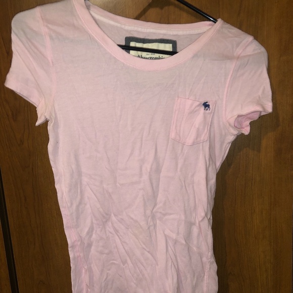 Abercrombie & Fitch T-Shirt with pocket detail - Picture 1 of 1